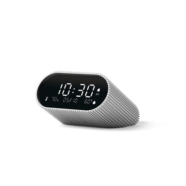 Bonherre mağazasından Lexon Ray Alarm Saat, alüminyum gövdeli, termometre ve higrometre özellikli şarj edilebilir siyah VA LCD ekranlı saat.