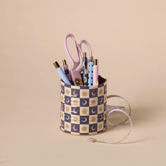 Metal Kalemlik Göksel Desenli