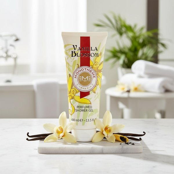 Bonherre mağazasından Monotheme Vanilya Çiçeği (Vanilla Blossom) parfümlü duş jeli, lüks vanilya ve orkide notalı İtalyan vücut bakım ürünü.
