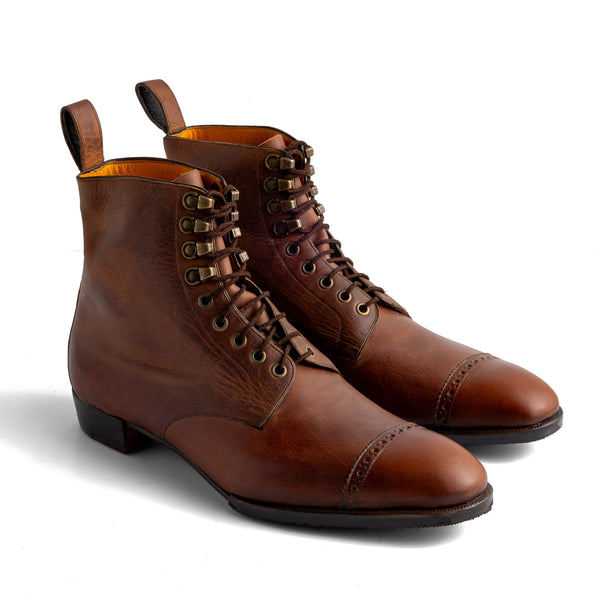 Bonherre mağazasından Parch Fashion Heritage Bağcıklı Bot, el işçiliği detaylı ve dayanıklı hakiki deri lüks erkek botu.