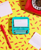 Mustard Wrote A Note  Daktilo Yapışkanlı Not Kağıdı