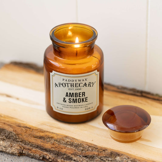 Bonherre mağazasından Apothecary serisi amber ve duman kokulu 226 gr cam mum.