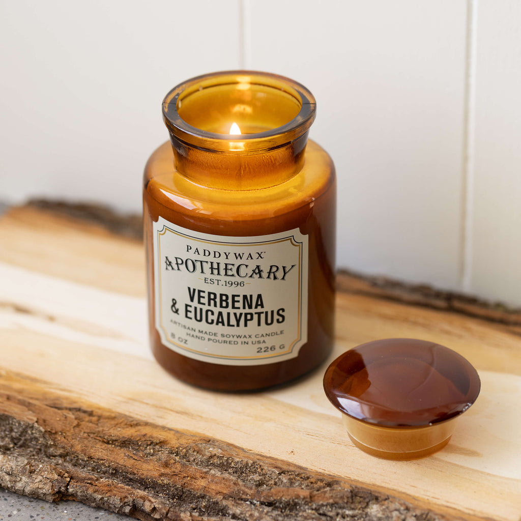 Bonherre mağazasından Apothecary serisi mine çiçeği ve okaliptüs kokulu 226 gr cam mum.