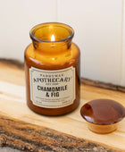 Bonherre mağazasından Apothecary serisi papatya ve incir kokulu 226 gr cam mum.