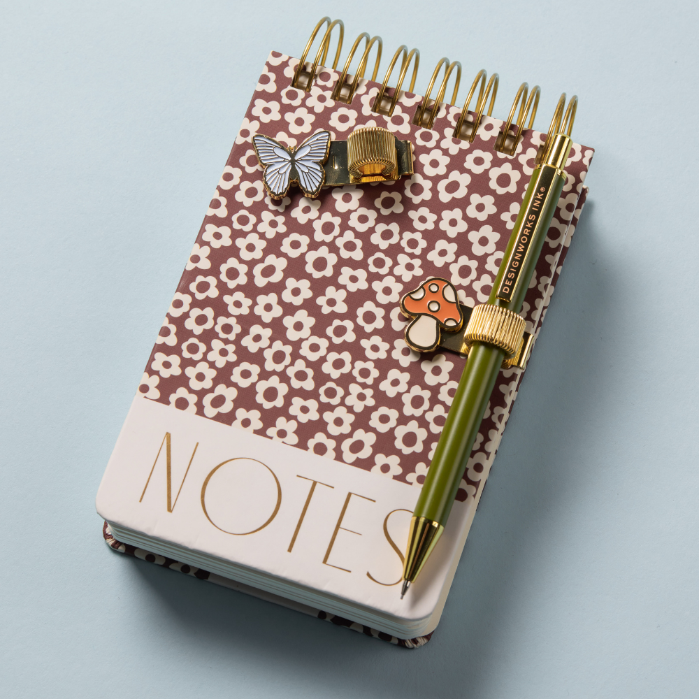 Bonherre mağazasından Designworks Ink marka, kelebek ve mantar tasarımlı 2'li kitap kalem klipsi.