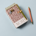 Bonherre mağazasından Designworks Ink marka, kelebek ve mantar tasarımlı 2'li kitap kalem klipsi.