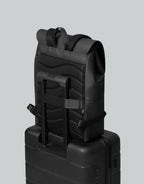 Bonherre mağazasından Gaston Luga marka, Splash 2.0 serisi, siyah renkli, 16 inç laptop bölmeli sırt çantası.