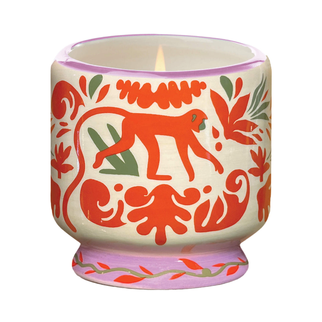 Bonherre mağazasından Paddywax markasına ait, orman desenli seramik kutuda, hindistan cevizi ve amber kokulu 226 gr lüks mum.