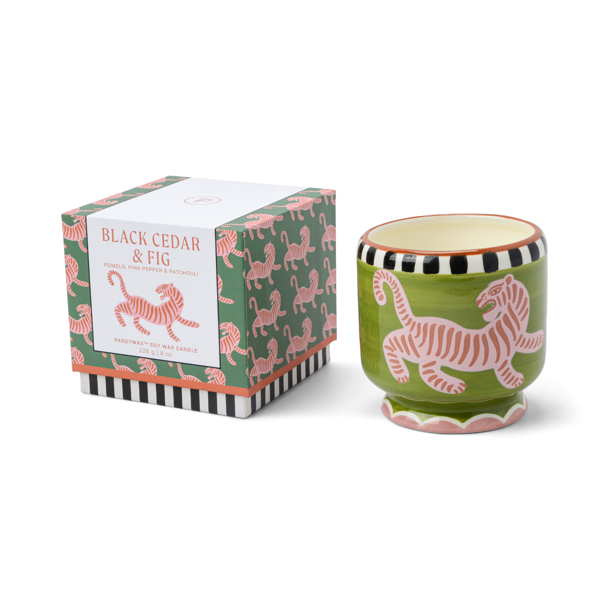 Bonherre mağazasından Paddywax markasına ait, kaplan desenli seramik kutuda, kara sedir ve incir kokulu 226 gr lüks mum.