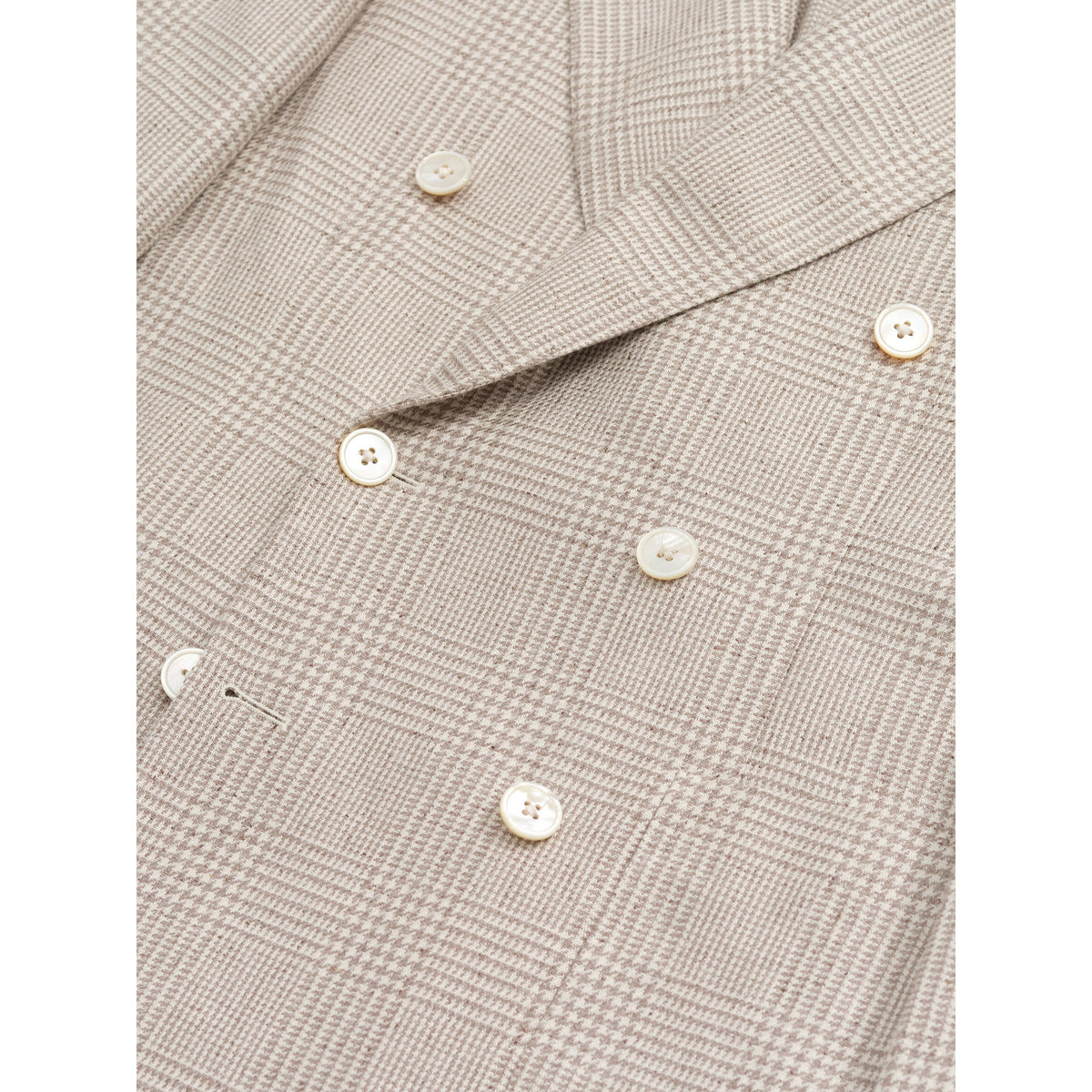Bonherre mağazasından Borriello X Enis İnci kruvaze blazer, sedef düğmeler ve lüks Glen Check kumaş detayı.