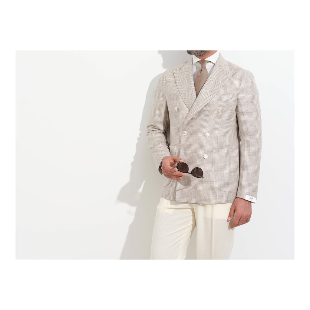 Bonherre mağazasından Borriello X Enis İnci bej Glen Check ipek kruvaze blazer, lüks kombin görünümü.