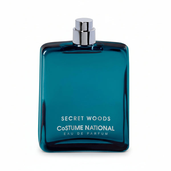 Bonherre mağazasından Costume National Secret Woods EDP, ardıç meyvesi, deri ve Haiti vetiveri notalı lüks erkek niş parfümü.