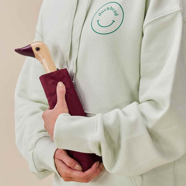 Bonherre mağazasından Original Duckhead Bordo, el yapımı huş ağacı saplı lüks kompakt şemsiye.