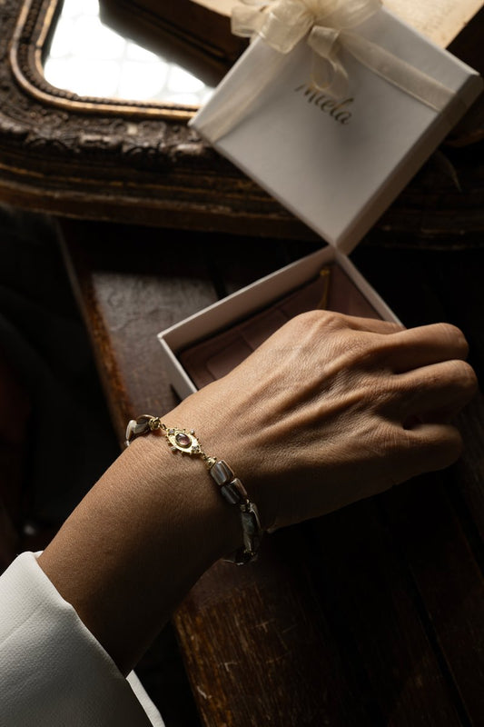 Miela Solis Bileklik