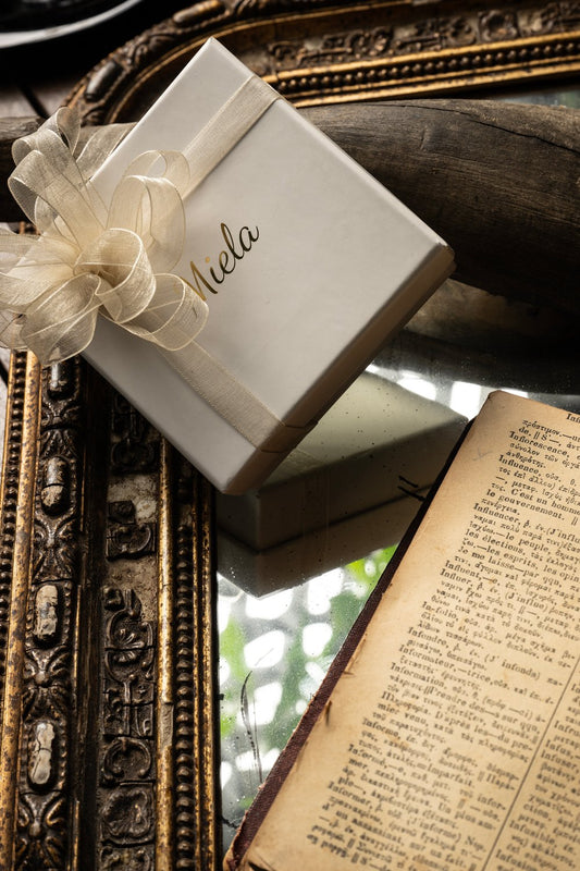 Miela Kare Gold İnci Yüzük - Taşlı