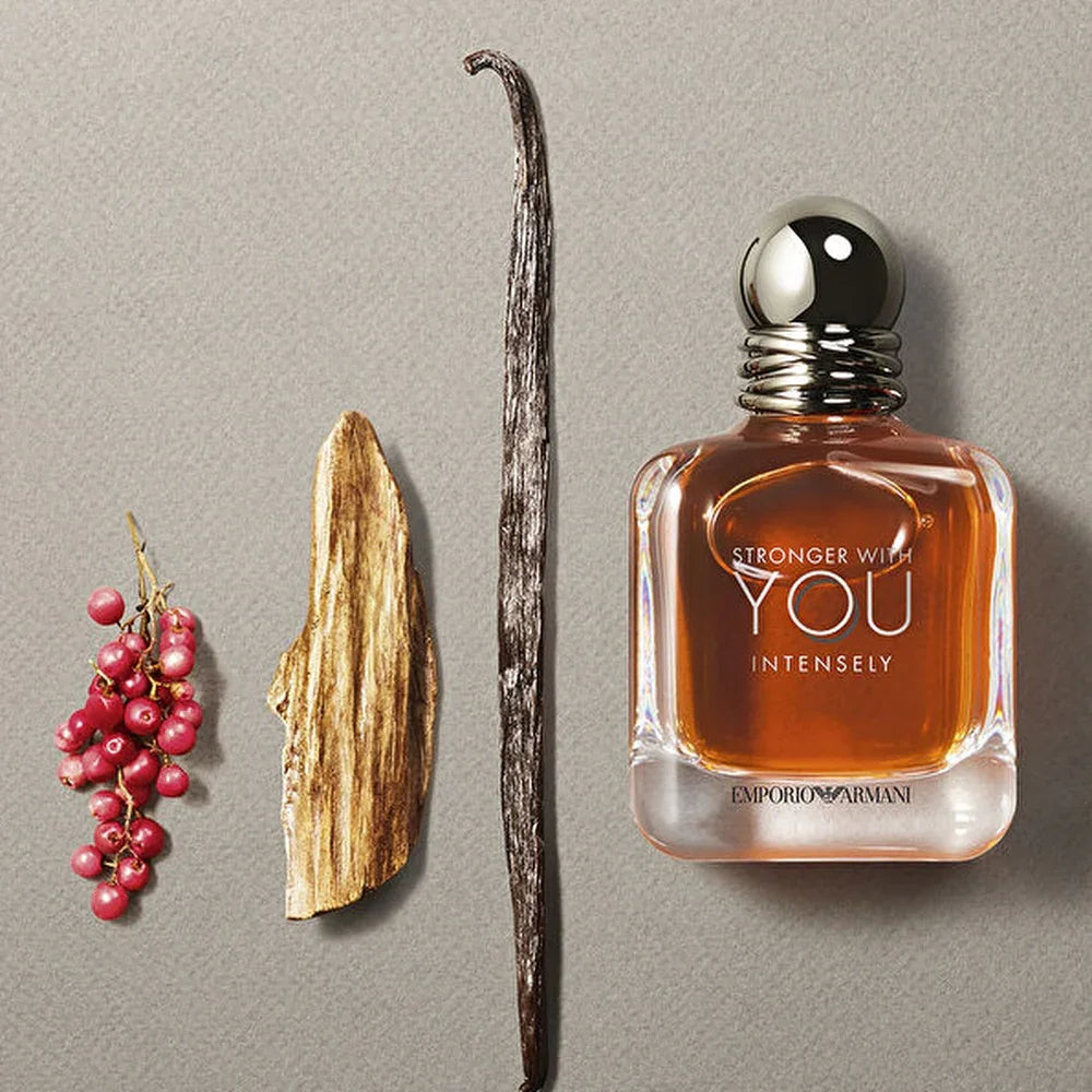 Bonherre mağazasından Emporio Armani Stronger With You Intensely EDP 100 ml, odunsu ve yoğun notalı lüks erkek parfümü.