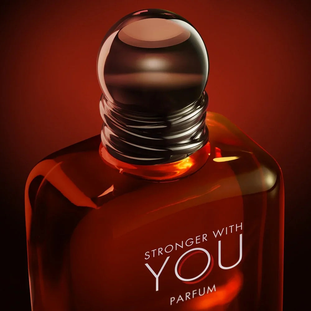 Bonherre mağazasından Emporio Armani Stronger With You Parfum 100 ml, serinin en yoğun ve asil versiyonu olan erkek parfümü.