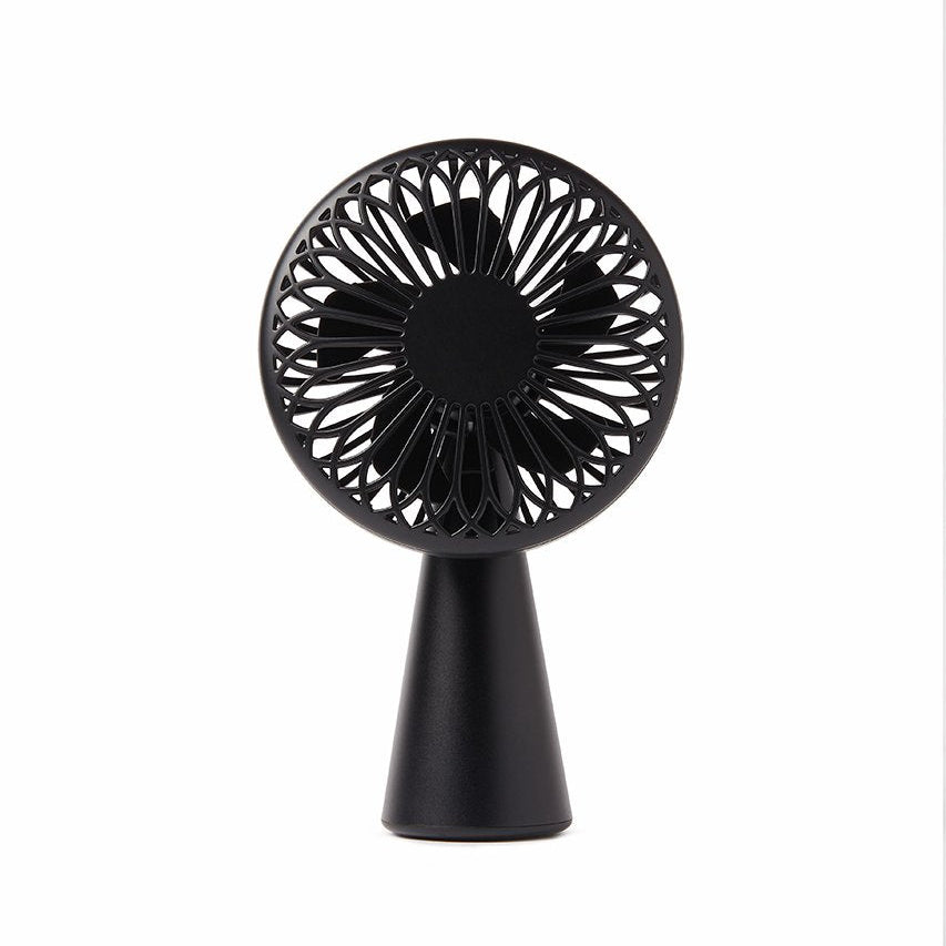 Bonherre mağazasından Lexon Wino Siyah, alüminyum saplı, 3 kademeli hız ayarlı, kablosuz indüksiyon şarj özellikli lüks taşınabilir mini fan.