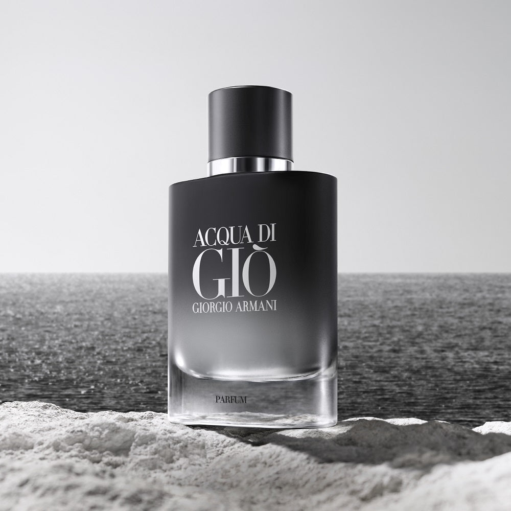Bonherre mağazasından Giorgio Armani Acqua Di Giò Parfum 100 ml Refillable, doldurulabilir yeni nesil şişeli, yoğun ve kalıcı premium erkek parfümü.