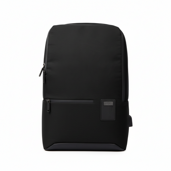 Bonherre mağazasından Lexon Track siyah sırt çantası, powerbank şarj bağlantılı, 15 inç laptop bölmeli ve 900D polyester dayanıklı kumaş.