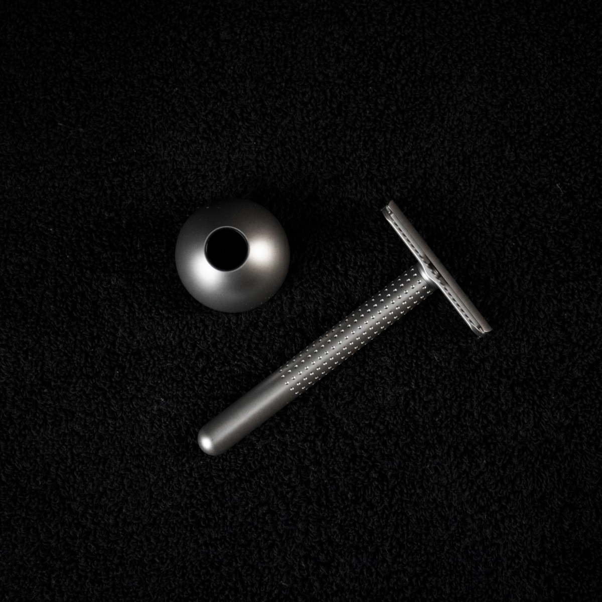 Klasik Tıraş Makinesi - Amakuni 50 mm Single Edge - Titanyum