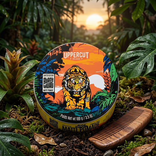 Bonherre mağazasından Uppercut Deluxe Blacklight Matte Pomade Limited Edition, orta tutuşlu ve Highland kokulu lüks saç waxı.